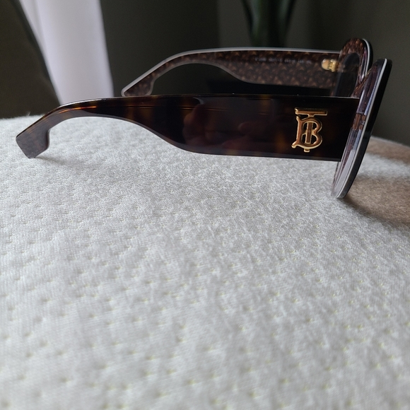 BURBERRY BE4298 SUNGLASSES DARK HAVANA / BROWN GRADIENT WOMEN'S - Picture 3 of 10